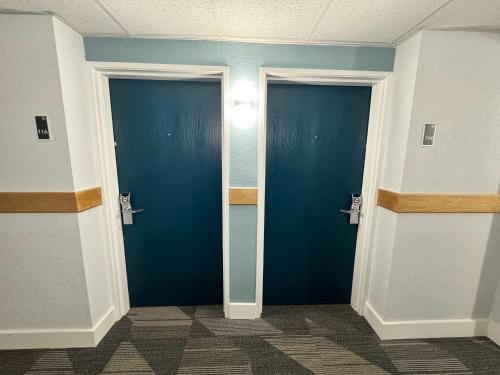 Studio 6 Suites East Syracuse Airport - photo 20