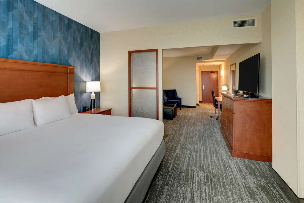 Drury Plaza Hotel Mt. Vernon - photo 27
