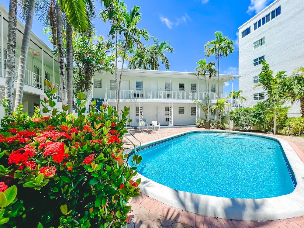 Winterset A North Beach Village Resort Hotel - featured photo