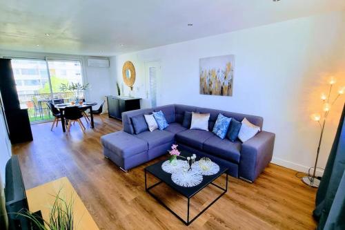 Le Clerville Renove Terrasse Climatisation Parking in Sete, France