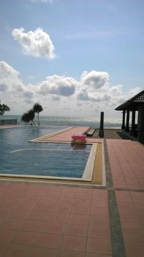 Khanom Beach Residence Monthly Rental Condo — 4-Star Luxury Hotel in Nakhon Si Thammarat, Thailand