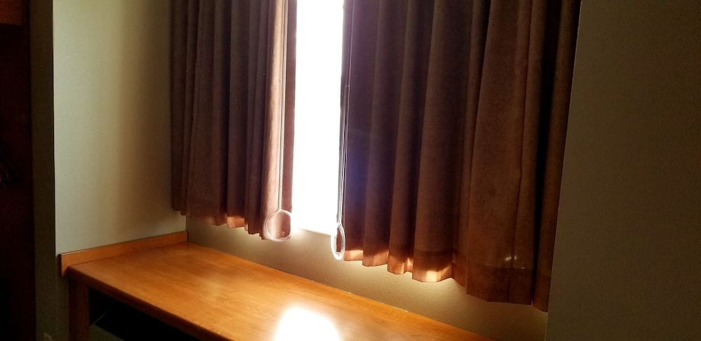 Royal Inn - photo 11
