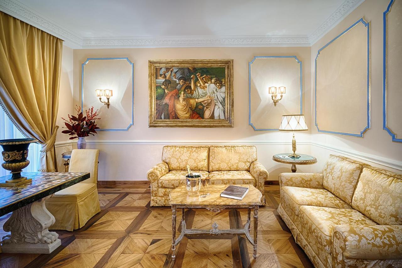 Spanish Step Dream Suites — 4-Star Luxury Hotel in Rome, Italy