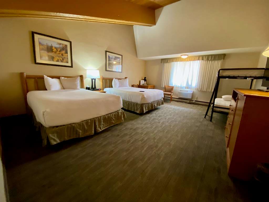 Best Western Sheridan Center - photo 16