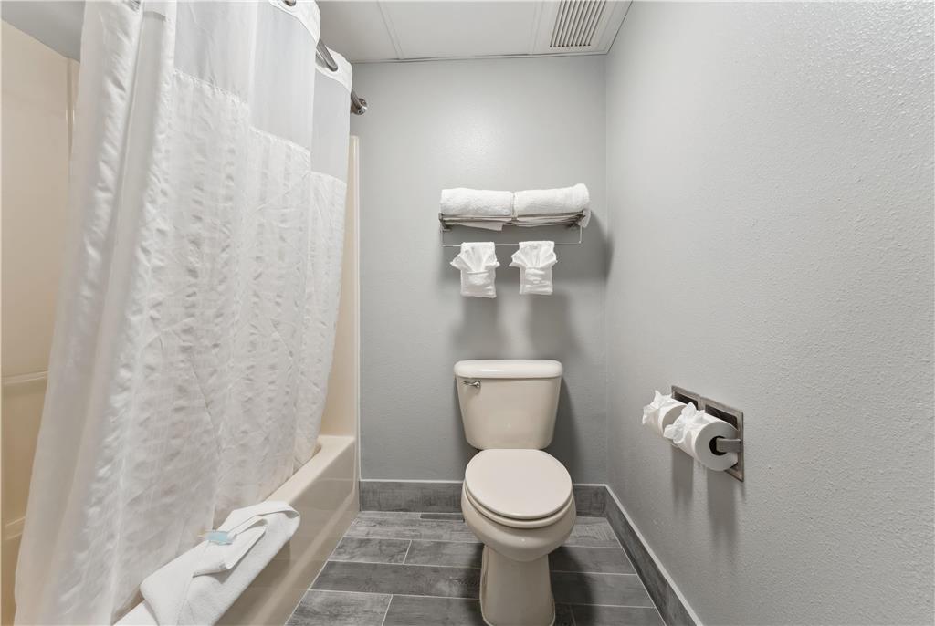 AmericInn by Wyndham Wisconsin Dells - photo 15