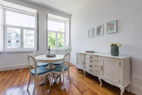 LV Premier Bonjardim BJ1 — 4-Star Luxury Hotel in Porto, Portugal