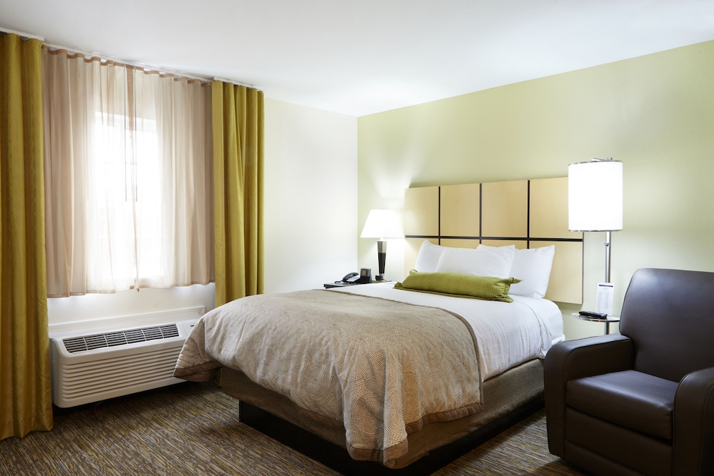 Candlewood Suites Kenedy an IHG Hotel - photo 4