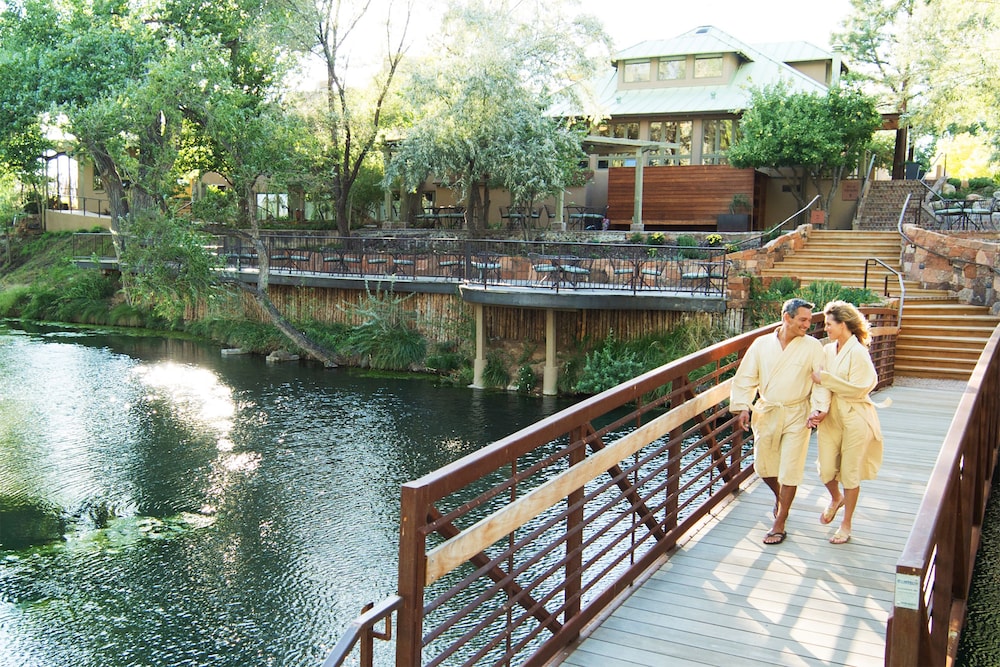 Ojo Santa Fe Spa Resort in Santa Fe, United States