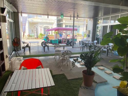 ゲストハウスuyokinawa in Uruma, Japan