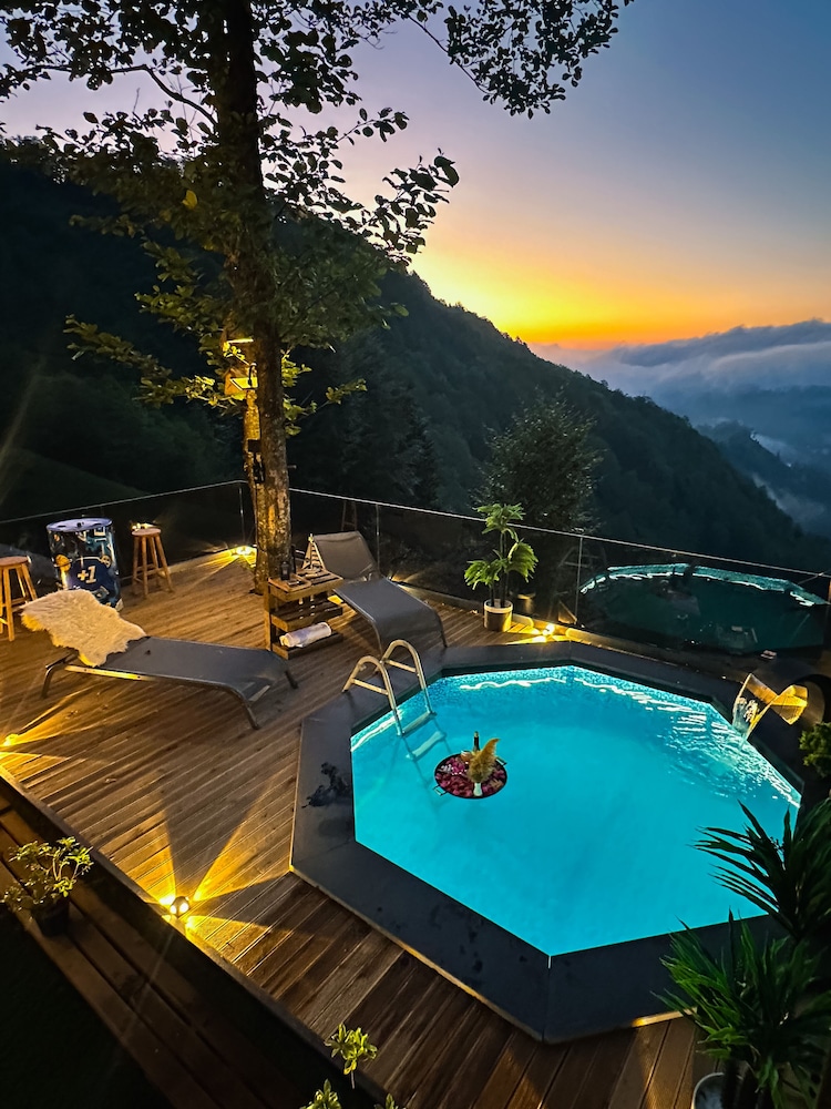 Dora Suit Bungalov in Ardesen, Turkey