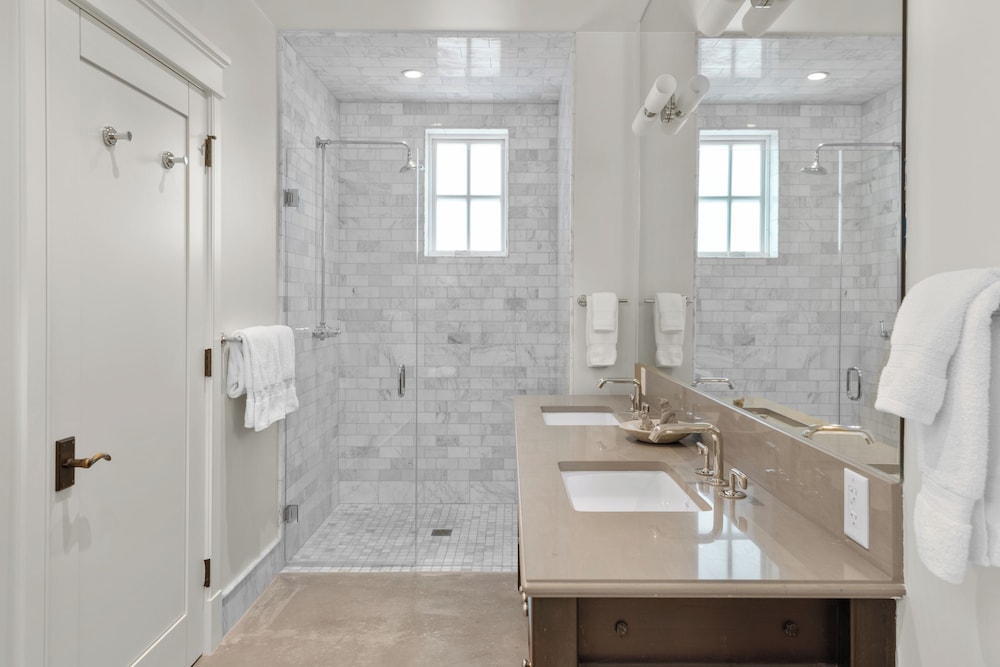 Element 52 Auberge Collection - photo 358