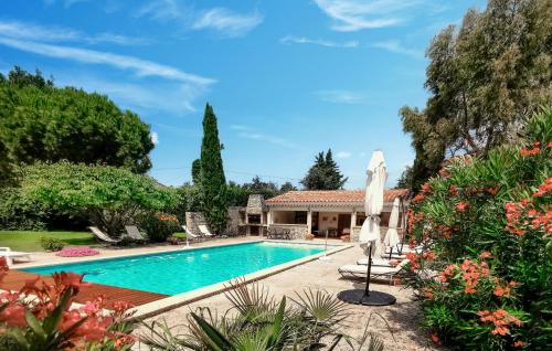 Nice Home In Carpentras in Carpentras, France
