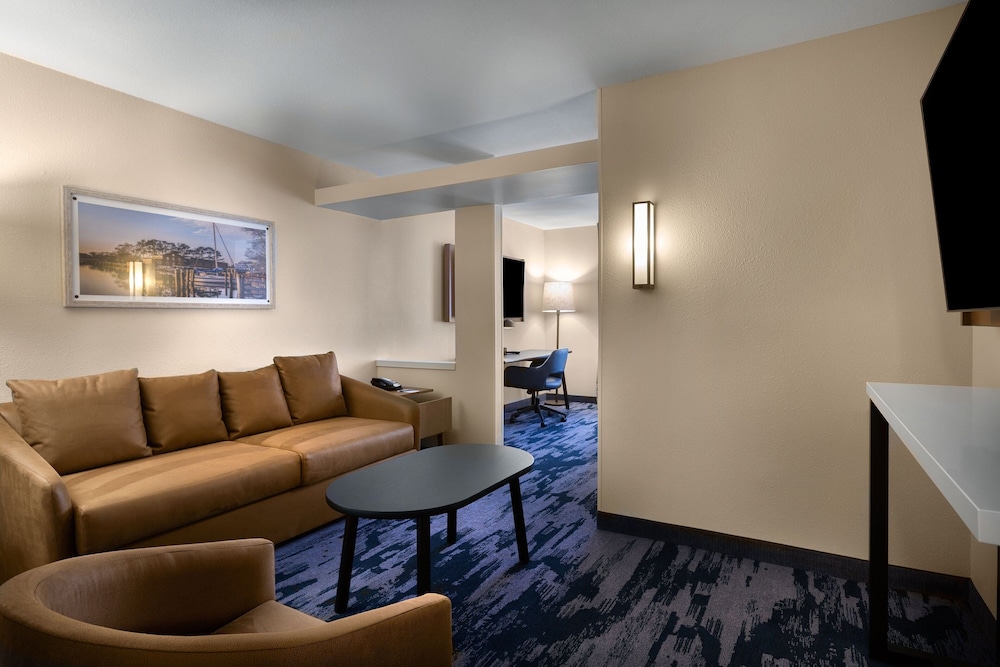 Fairfield Inn & Suites by Marriott Elizabeth City - photo 19