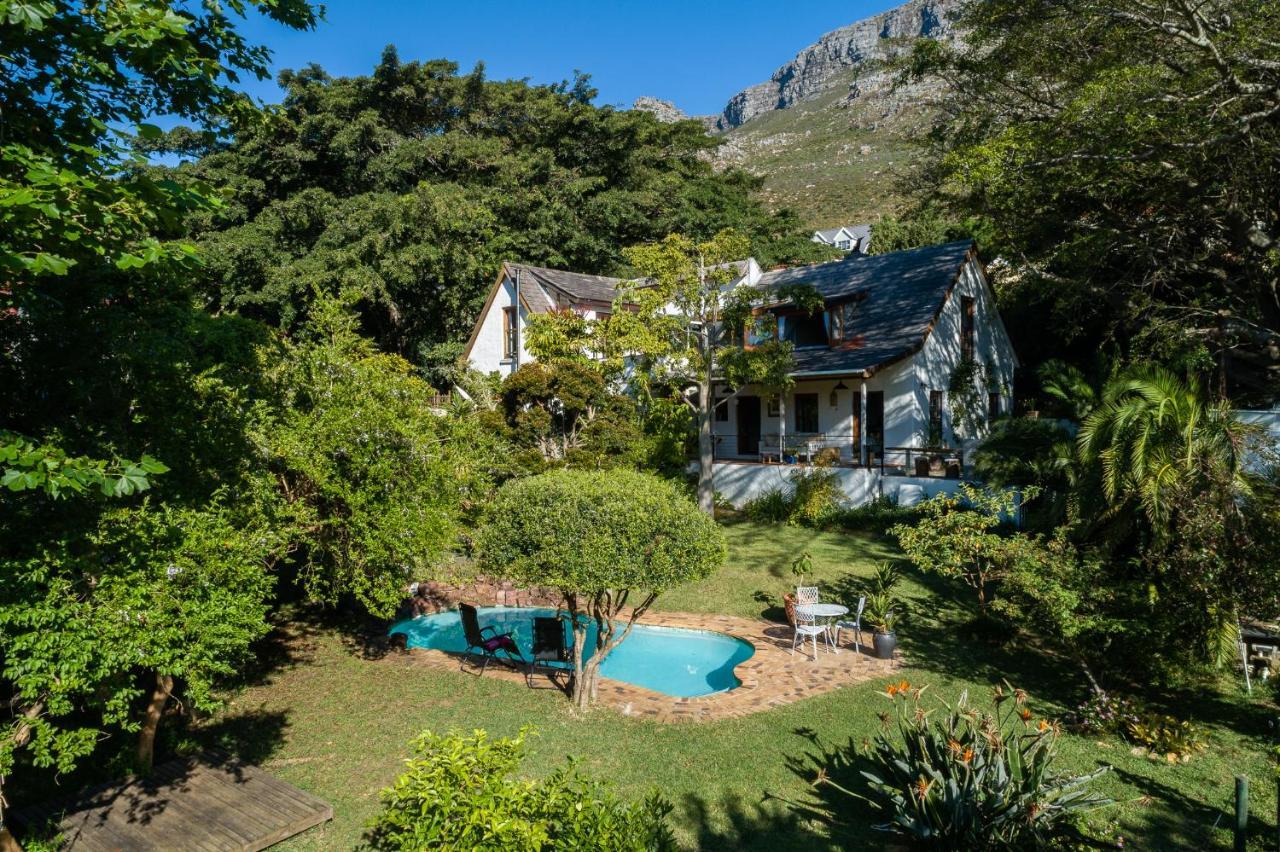 Zencapetown Holiday House — 4-Star Luxury Hotel in Cape Town, South Africa