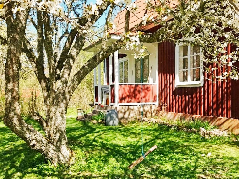 5 Person Holiday Home In Gamleby By Traum 19732157 — Gamleby