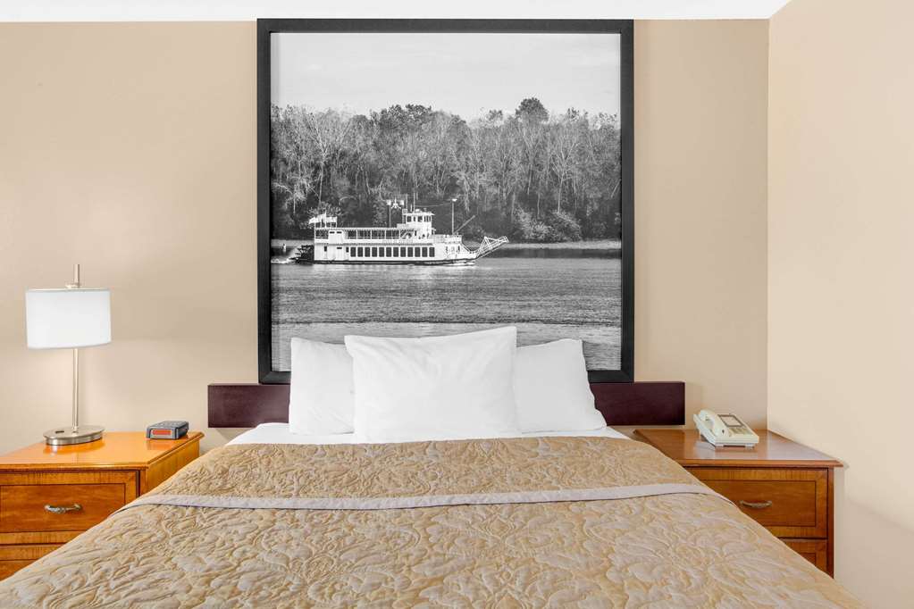 Super 8 by Wyndham Clear Lake - photo 12