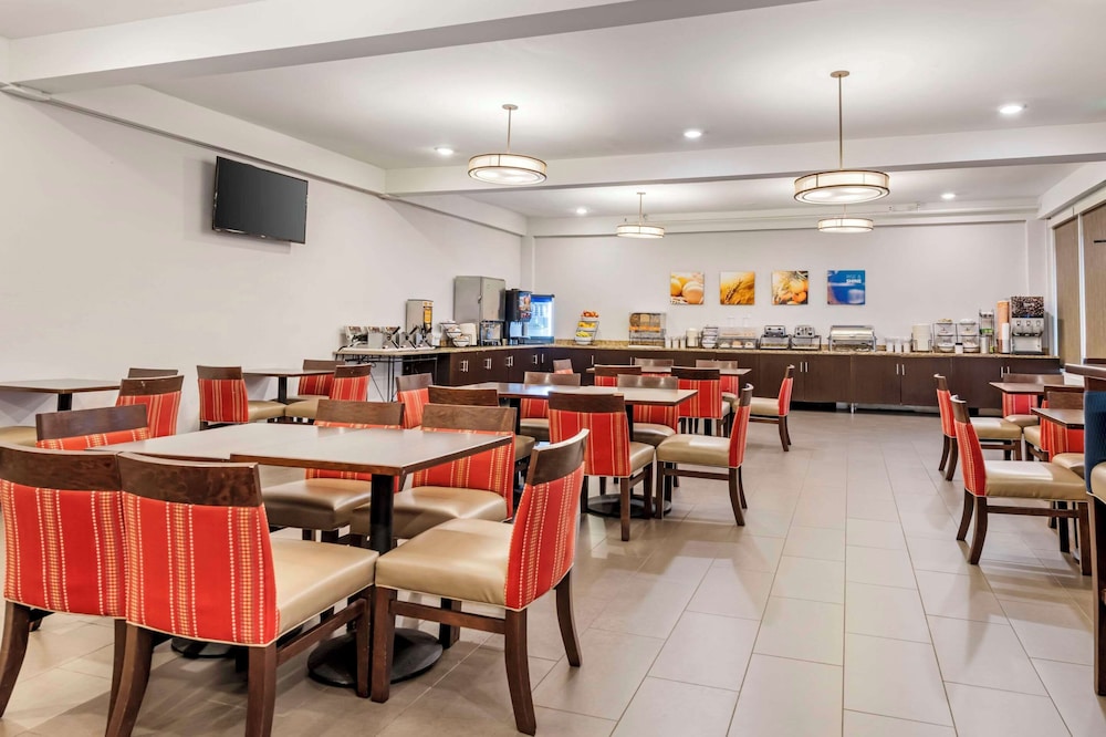MainStay Suites MSP Airport Mall of America - photo 31