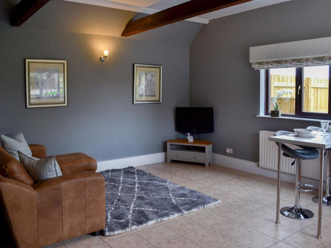 Oxley Cottage — 4-Star Luxury Hotel in Alford, United Kingdom