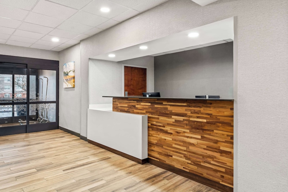 Hampton Inn Lexington Georgetown - photo 5