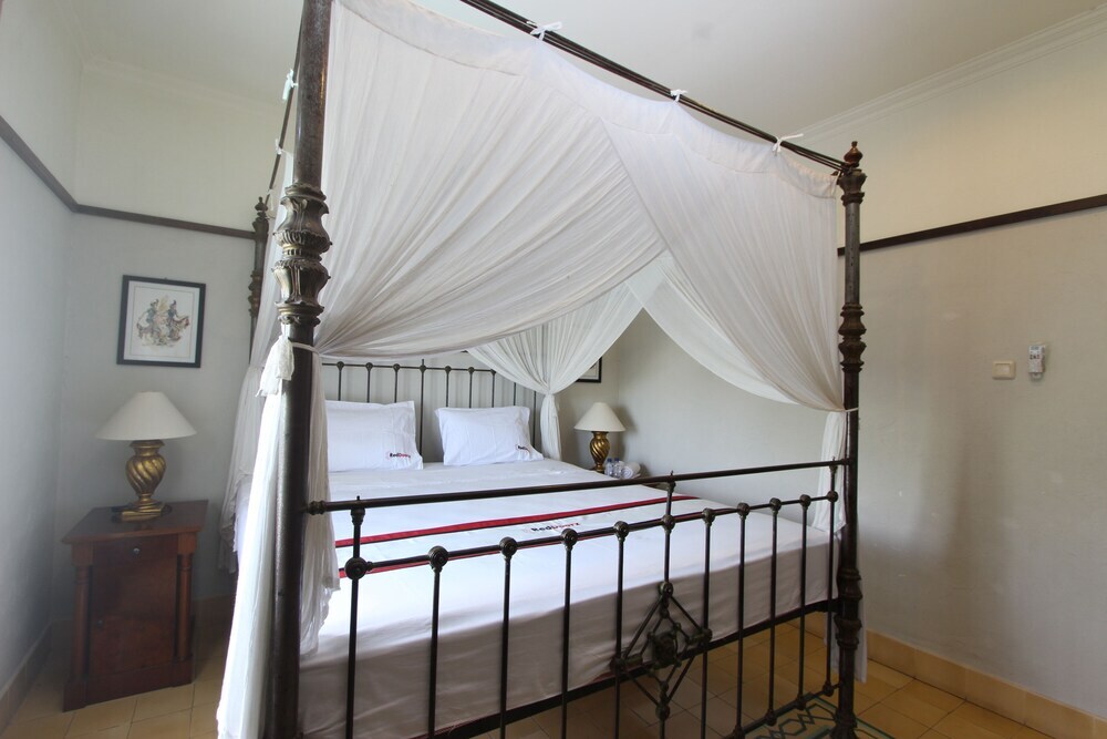 Reddoorz @ Jakal Km 7 in Depok, Indonesia