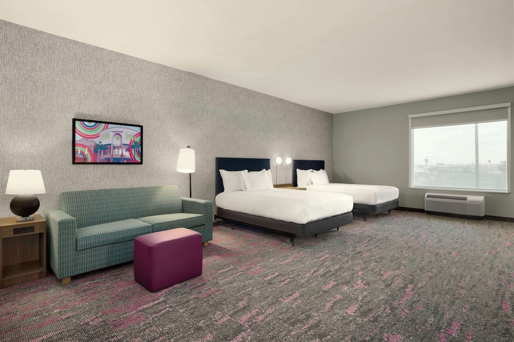 Home2 Suites By Hilton San Juan - photo 17
