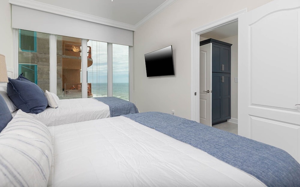 Phoenix Gulf Tower 1004 4 Bedroom Condo - photo 12