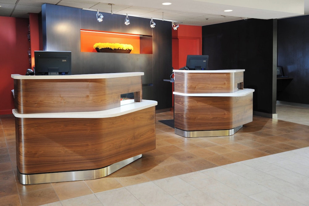 Courtyard by Marriott Houston Hobby Airport - photo 25