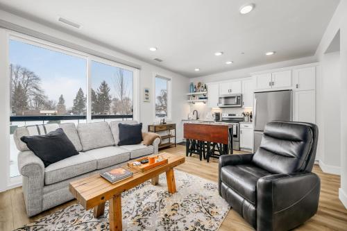 Cypress Parkside Condo — 4-Star Luxury Hotel in Traverse City, United States