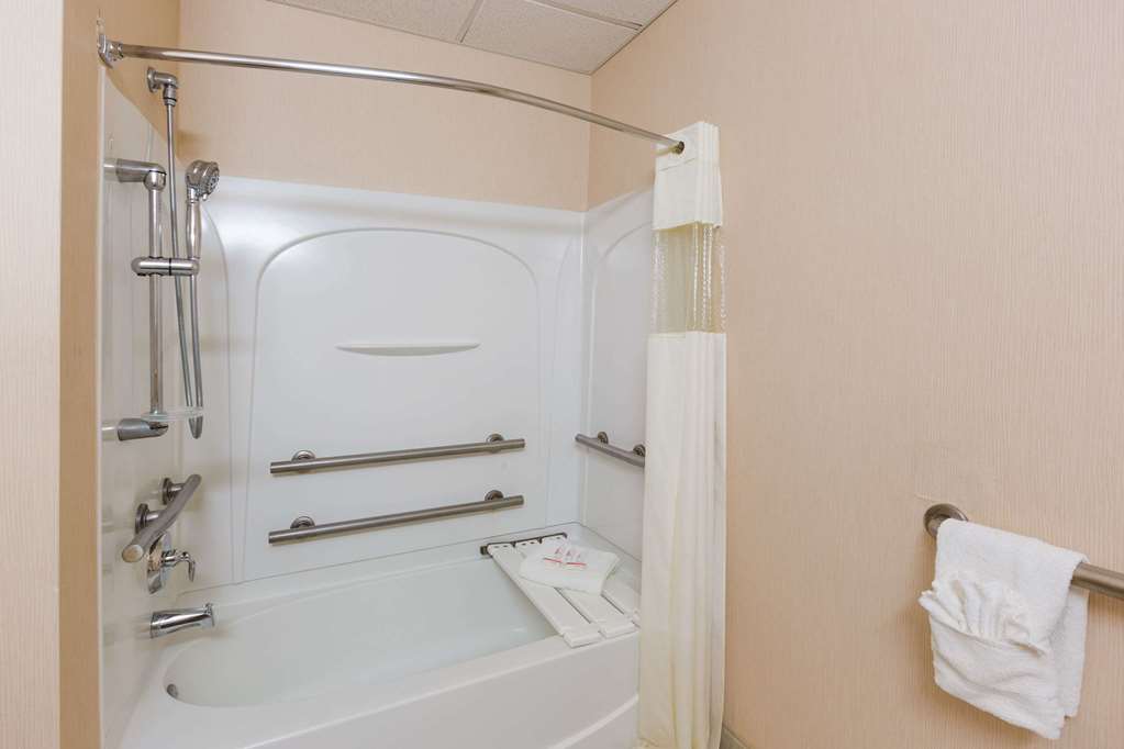 Days Inn by Wyndham Budd Lake - photo 7