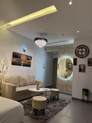 The lockwoods Studio — 5-Star Luxury Hotel in New Delhi, India