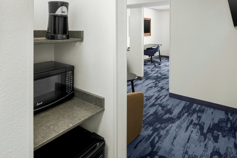 Fairfield Inn & Suites South Boston - photo 14