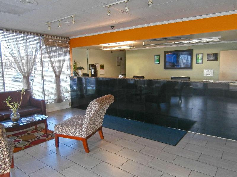 Americas Best Value Inn Newnan - photo 5