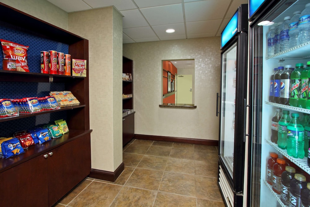 Hampton Inn Jasper - photo 28