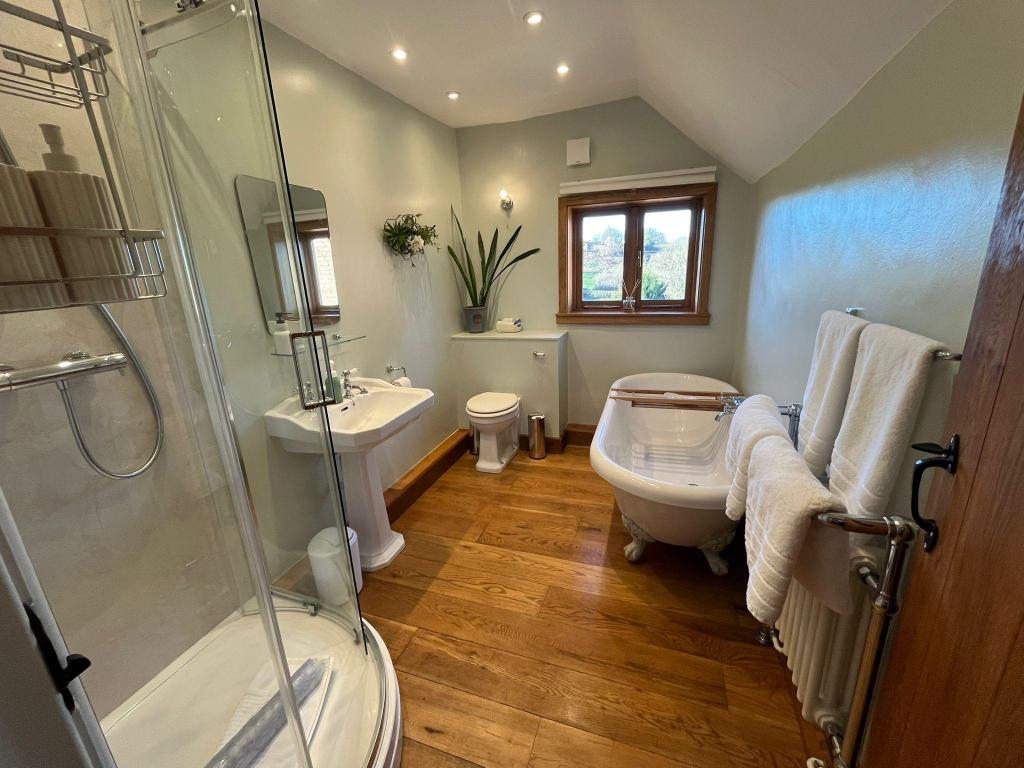 The Globe House — 4-Star Luxury Hotel in Broseley, United Kingdom
