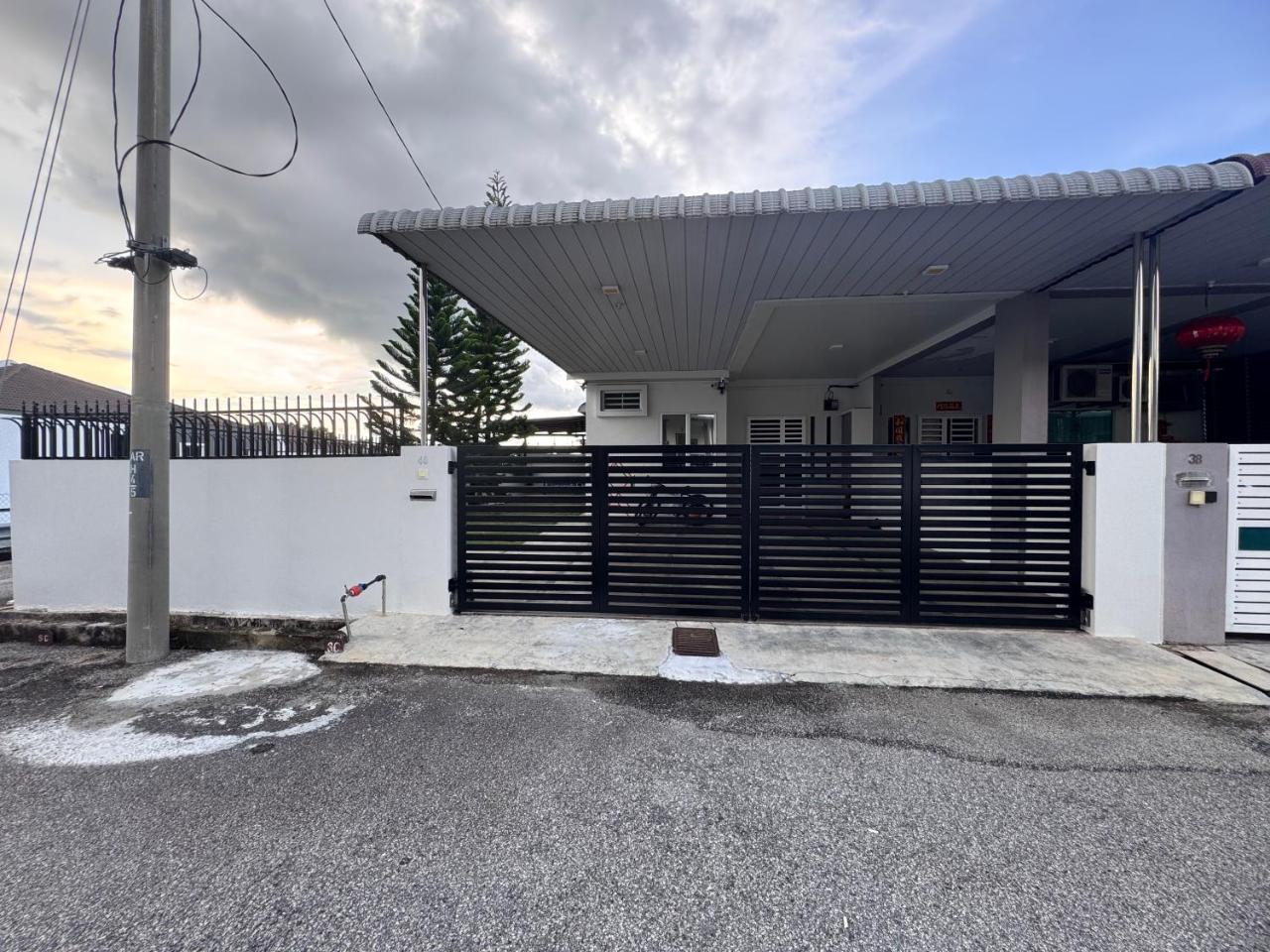 Cozy Corner Home Alma Near Aeon 大山脚温馨民宿 — 4-Star Luxury Hotel in Bukit Mertajam, Malaysia
