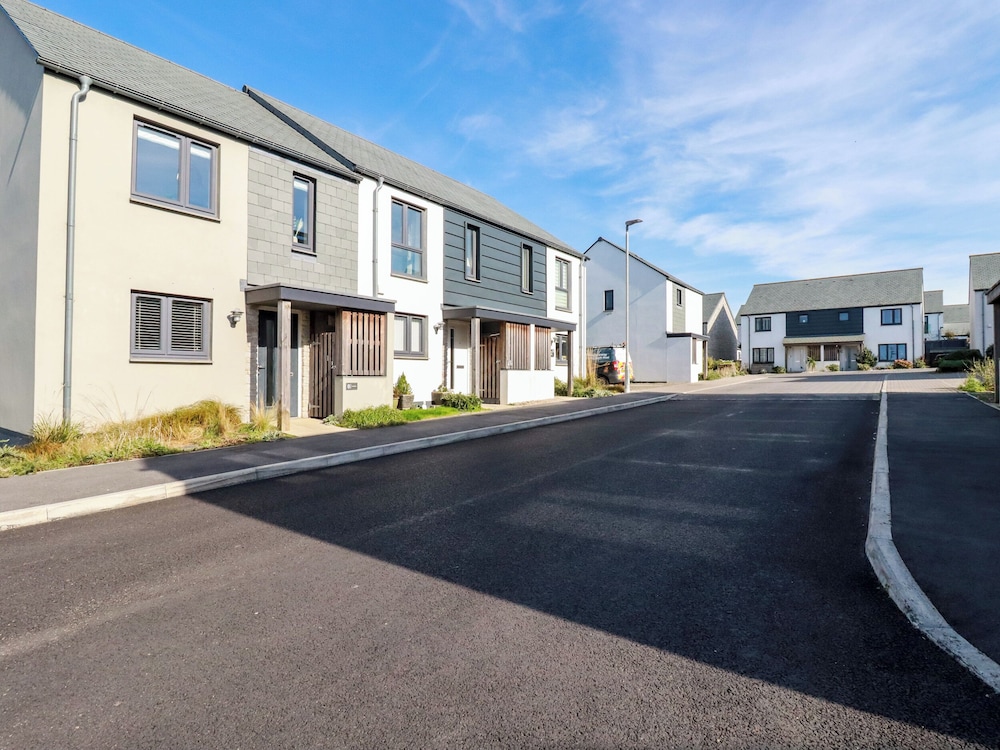 The Waves - carbon neutral hotel in Newquay