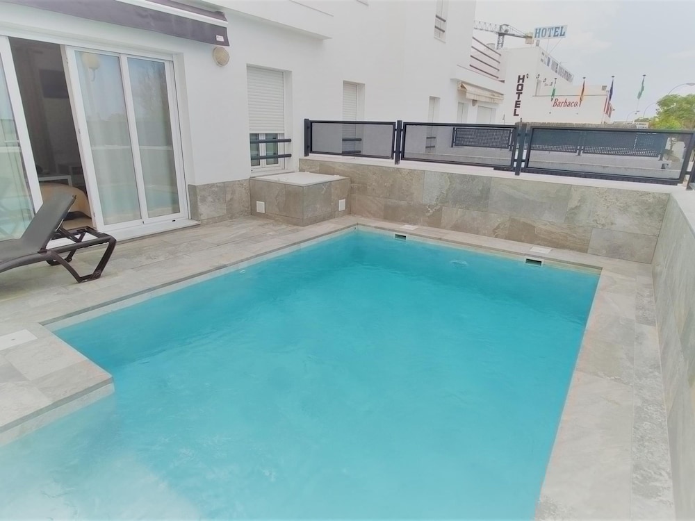 Villa Almadraba — 4-Star Luxury Hotel in Conil De La Frontera, Spain