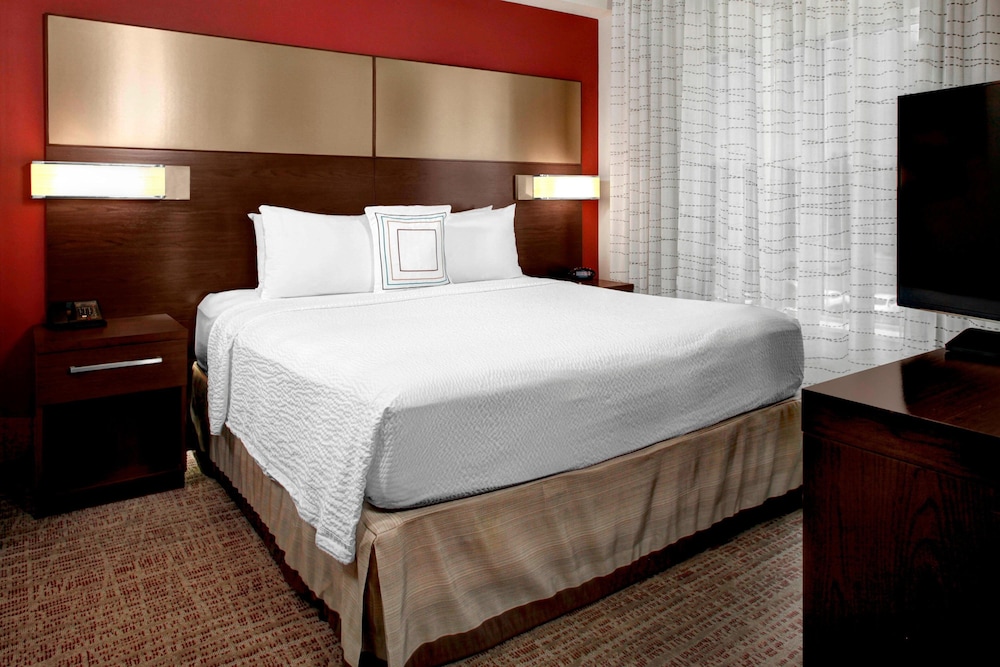Residence Inn by Marriott Philadelphia Airport - photo 13