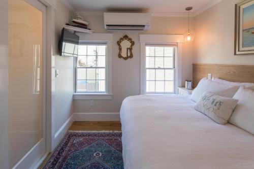 The Clarendon House - photo 53