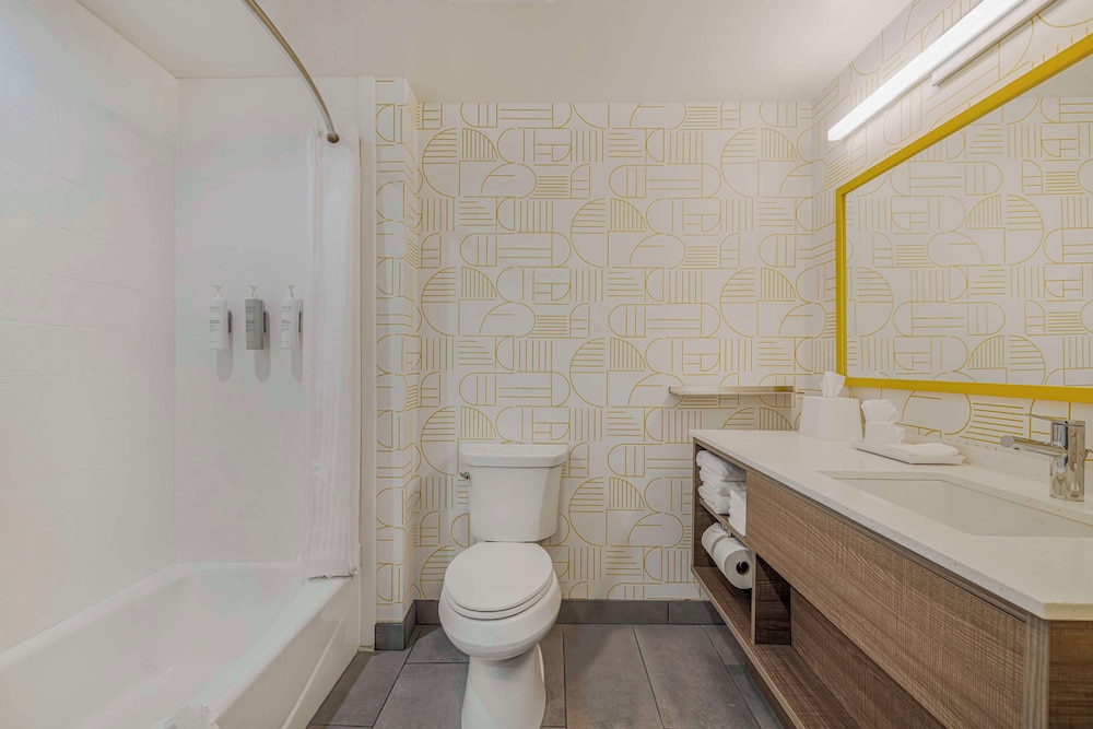 Home2 Suites by Hilton Colorado Springs Airport - photo 25