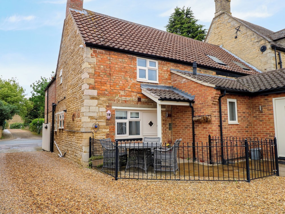 The Old Bakery Cottage — 4-Star Luxury Hotel in Peterborough, United Kingdom