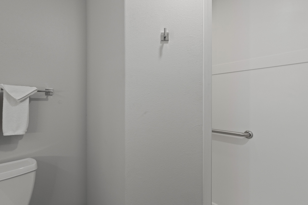 Holiday Inn Express & Suites Oklahoma City NW Quail Springs by IHG - photo 23