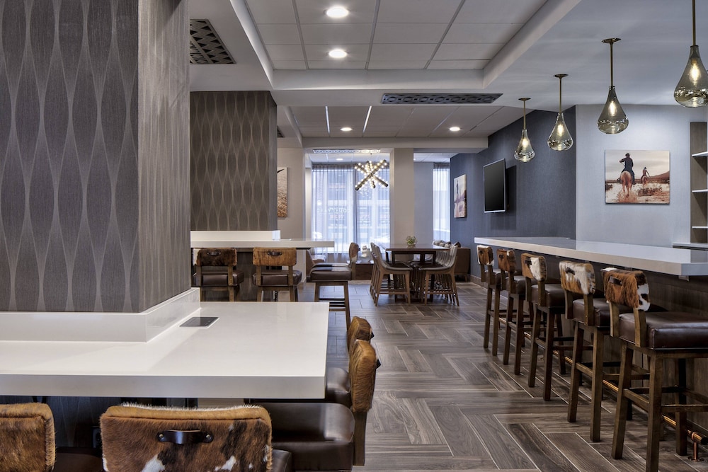 Courtyard by Marriott Fort Worth Downtown Blackstone - photo 4