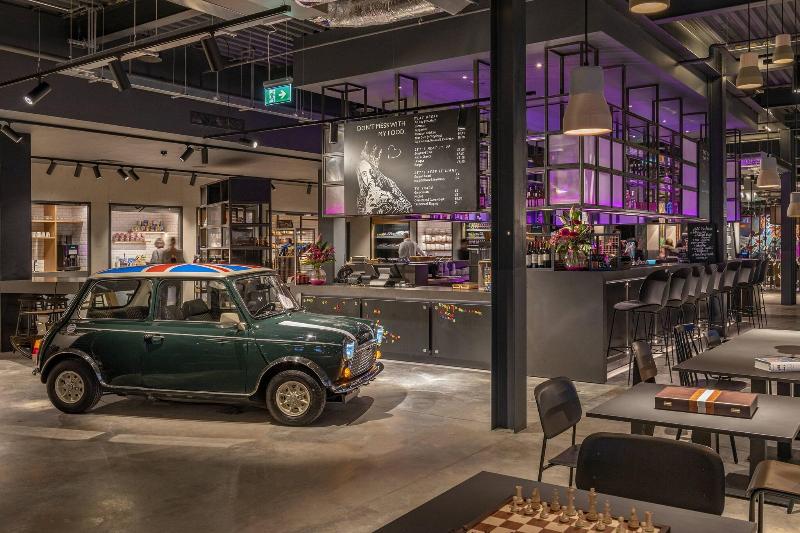 Moxy London Heathrow Airport — Hounslow