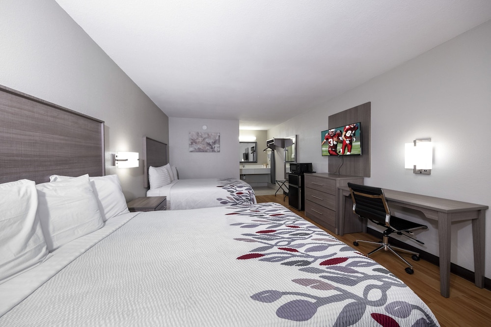 Red Roof Inn Bay Minette - photo 14
