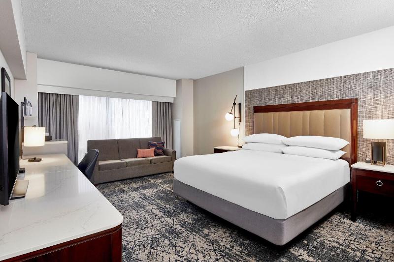 Sheraton Indianapolis Hotel at Keystone Crossing - photo 69