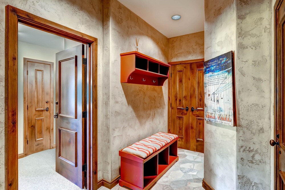 Highlands Slopeside by East West Hospitality - photo 31