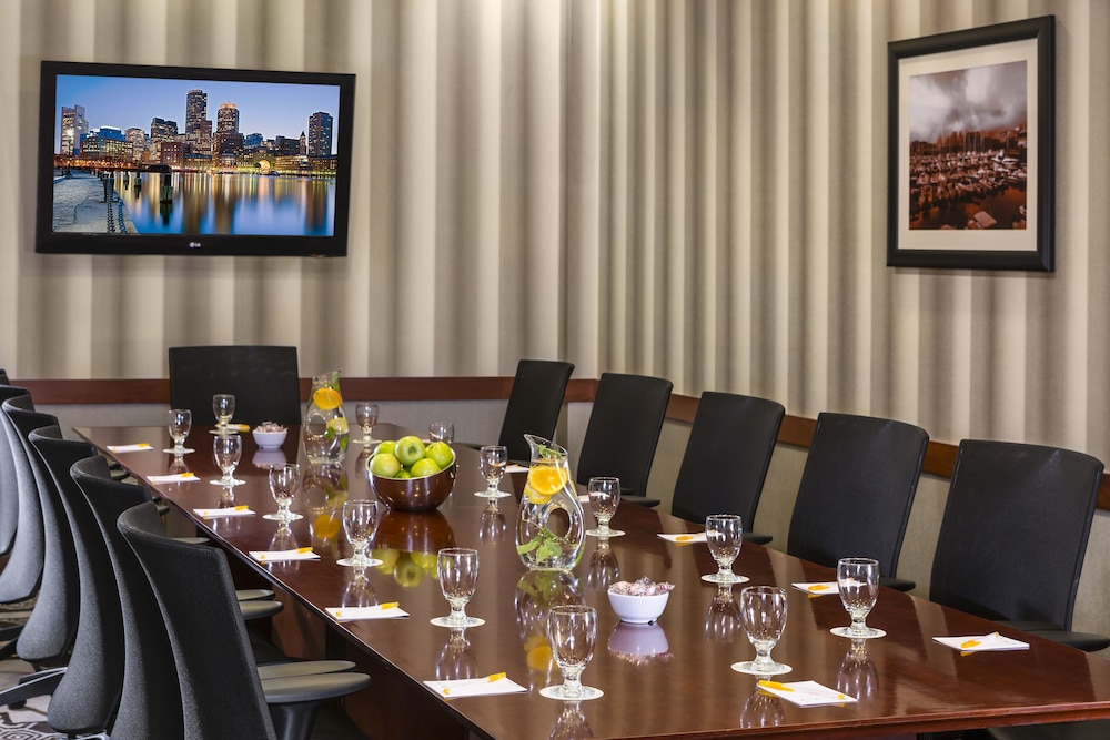 Courtyard by Marriott Woburn Boston North - photo 21