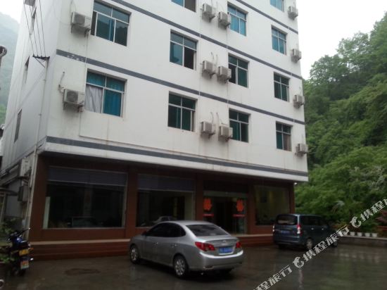 Tianlin Hotel — hotel in Wufeng