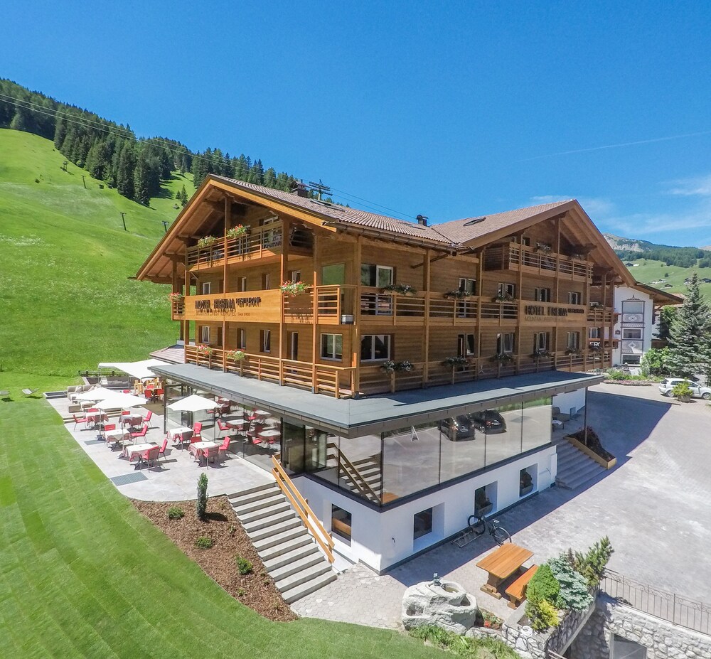 Hotel Freina — 4-Star Luxury Hotel in Selva, Italy